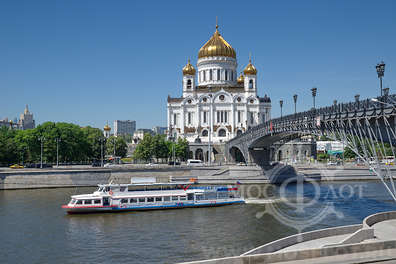 Гранд-экспресс по Москве-реке от причала «Новоспасский мост»