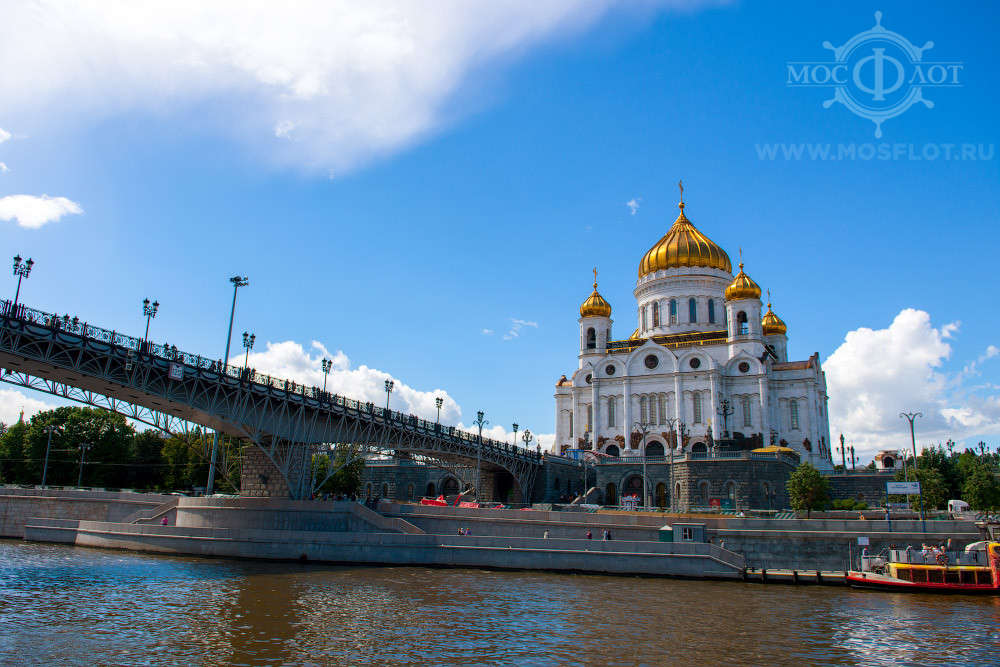 Церковь на мостах