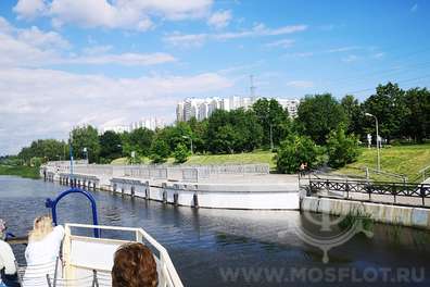 Прогулки выходного дня Южный полюс Москвы из Братеево