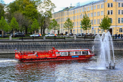 Речная прогулка по обводному каналу Москвы от причала «Зарядье» маршрут Круговой №6