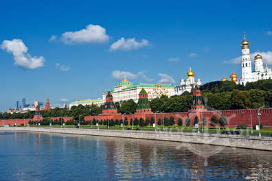 Речная прогулка по центральному прогулочному маршруту с отправлением от причала «Киевский вокзал» и «Устинский мост»