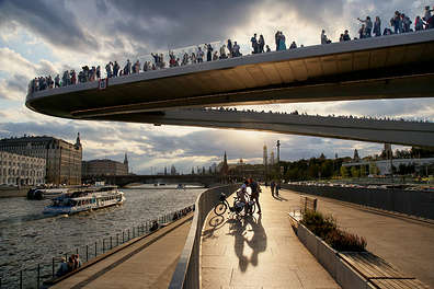 Речная прогулка «River tour» от парка Зарядье до Москва-Сити