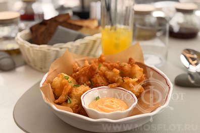 Идеальное свидание 14 февраля на электроходе Стрельна