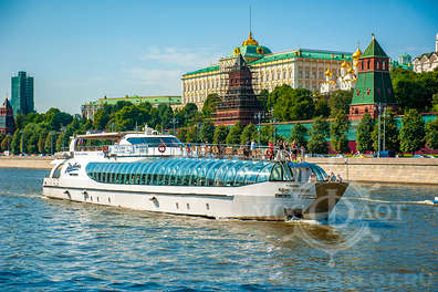 Яхта Рэдиссон
