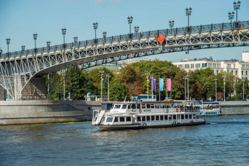 Эксклюзивная аренда яхты Ева — роскошный отдых на воде