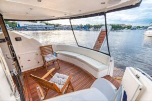 photo_5330404849763872490_y