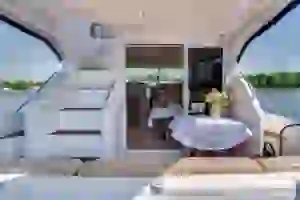 яхта Россия открытая часть