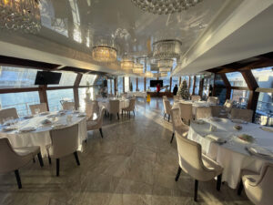 den-zaschitnika-otechestva-na-teplokhode-zhemchuzhina-09