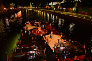 eksklyuzivniy-dance-weekend-na-samoy-bolshoy-otkrytoy-palube-v-vostochnoy-evrope-08