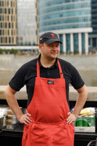 grandioznaya-dance-bbq-party-hot-boat-na-samoy-bolshoy-otkrytoy-palube-v-vostochnoy-evrope-03