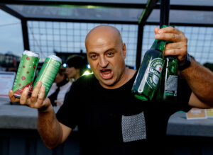 grandioznaya-dance-bbq-party-hot-boat-na-samoy-bolshoy-otkrytoy-palube-v-vostochnoy-evrope-20