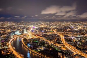 holiday-vernissage-samaya-vysokaya-vystavka-vernisazh-v-evrope-09