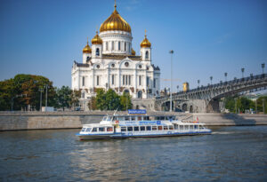 krugovaya-rechnaya-progulka-ot-neskuchnogo-sada-puteshestviye-po-moskve-reke-02