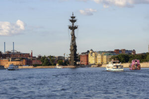 krugovaya-rechnaya-progulka-ot-neskuchnogo-sada-puteshestviye-po-moskve-reke-06