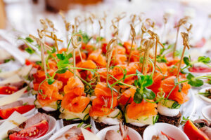 noviy-god-2024-v-kontsertnom-zale-atmosfera-amfiteatr-04