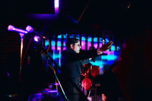 novogodnyaya-noch-v-banketnom-zale-triumf-kholl-14