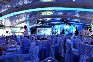 novyj-god-na-vip-teplohode-vatel-02