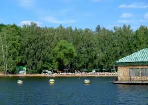 odnodnevniy-kruiz-v-buhtu-radosti-na-plyazhniy-otdyh-04