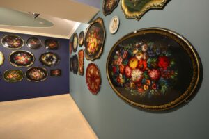 odnodnevniy-rechnoy-kruiz-v-zhostovo-04