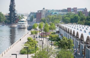 park-gorkogo-maliy-prichal-obzornaya-progulka-na-komfortabelnykh-teplokhodakh-02