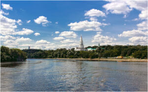 progulka-na-teplohode-v-parke-kolomenskoe-06