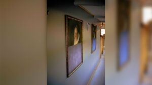 progulka-po-moskve-reke-na-teplokhode-restorane-moris-ot-moskva-siti-18