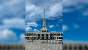 rechnaya-progulka-na-panoramnom-teplokhode-river-palas-ot-severnogo-rechnogo-vokzala-06