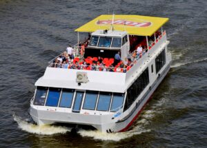 rechnaya-progulka-na-teplohode-snegiri-4-9-maya-03