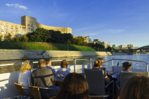 rechnaya-progulka-ot-moskva-siti-05