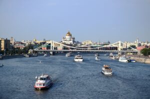 rechnaya-progulka-po-moskve-reke-park-detstva-03