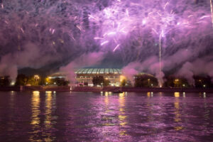 rechnaya-progulka-po-tsentru-moskvy-s-prosmotrom-feyerverka-v-den-rossii-12-iyunya-03