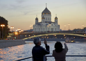 rechnaya-progulka-po-unikalnomu-marshrutu-ot-vorobyovykh-gor-do-parka-zaryade-11