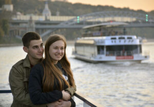 rechnaya-progulka-po-unikalnomu-marshrutu-ot-vorobyovykh-gor-do-parka-zaryade-15