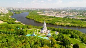 rechnaya-progulka-po-yugu-moskvy-ot-parka-kolomenskoe-na-teplokhode-indigo-04
