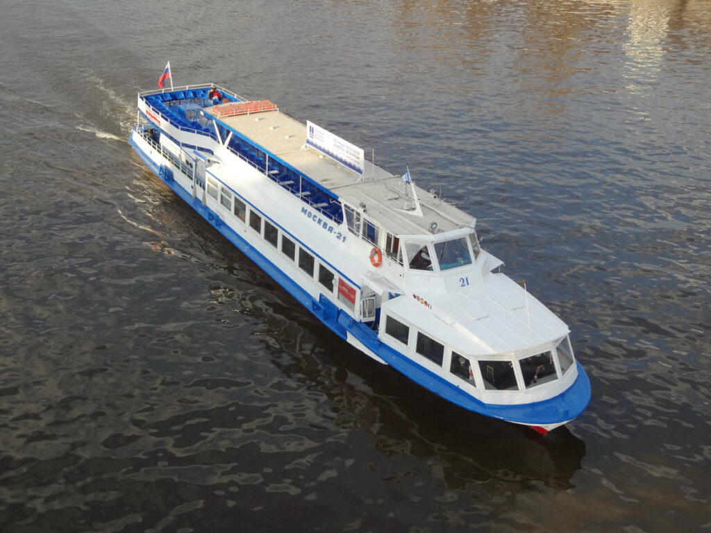 rechnaya-progulka-podmoskovnaya-skazka-v-zaozere-02