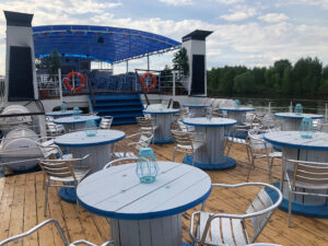 rechnaya-progulka-s-zavtrakom-na-bortu-iz-nagatino-do-krymskogo-mosta-05