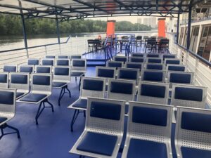 rechnaya-progulka-s-zavtrakom-na-bortu-iz-nagatino-do-krymskogo-mosta-06