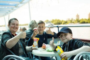 rechnaya-progulka-v-serebryaniy-bor-ot-moskva-siti-04