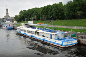 rechnoy-ekspress-sinyaya-strela-05