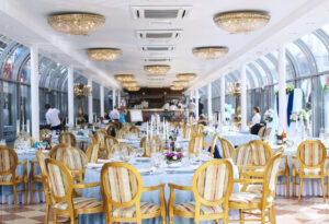 sborniy-red-white-korporativ-na-teplokhode-river-palas-03