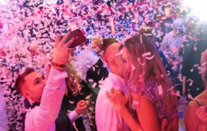 sovmestniy-novogodniy-korporativ-na-teplokhode-rio-4-01