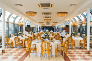 vip-noviy-god-2022-na-teplokhode-river-palas-all-inclusive-fortuna-04