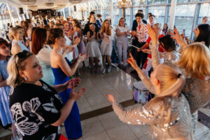 vip-vypusknoy-na-teplokhode-river-palas-2-15