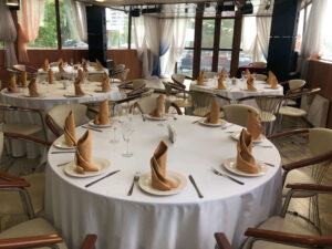 vypusknoy-2020-na-teplokhode-v-moskve-tarif-nachalniy-05