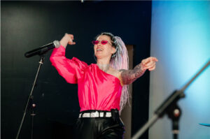 vypusknoy-na-panoramnoy-vip-yakhte-river-palas-10