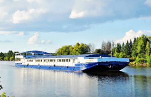 vypusknoy-na-teplokhode-rio-4-12