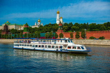 teplokhod-aleksiya-01-3