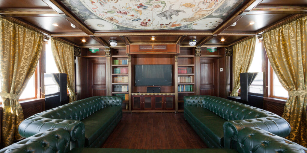 arthurs-32