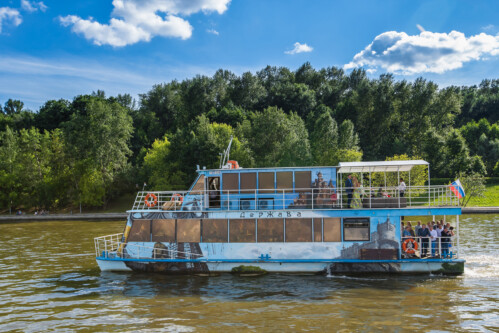 Теплоход Держава